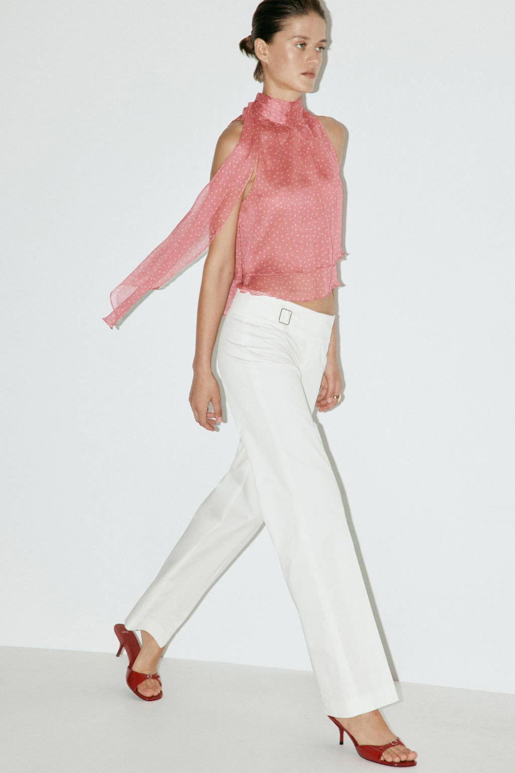Roze dames Mango top van polyester met stippenprint en halterkraag