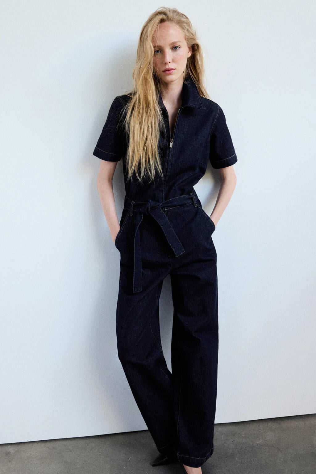 Mango jumpsuit met ceintuur - donkerblauw