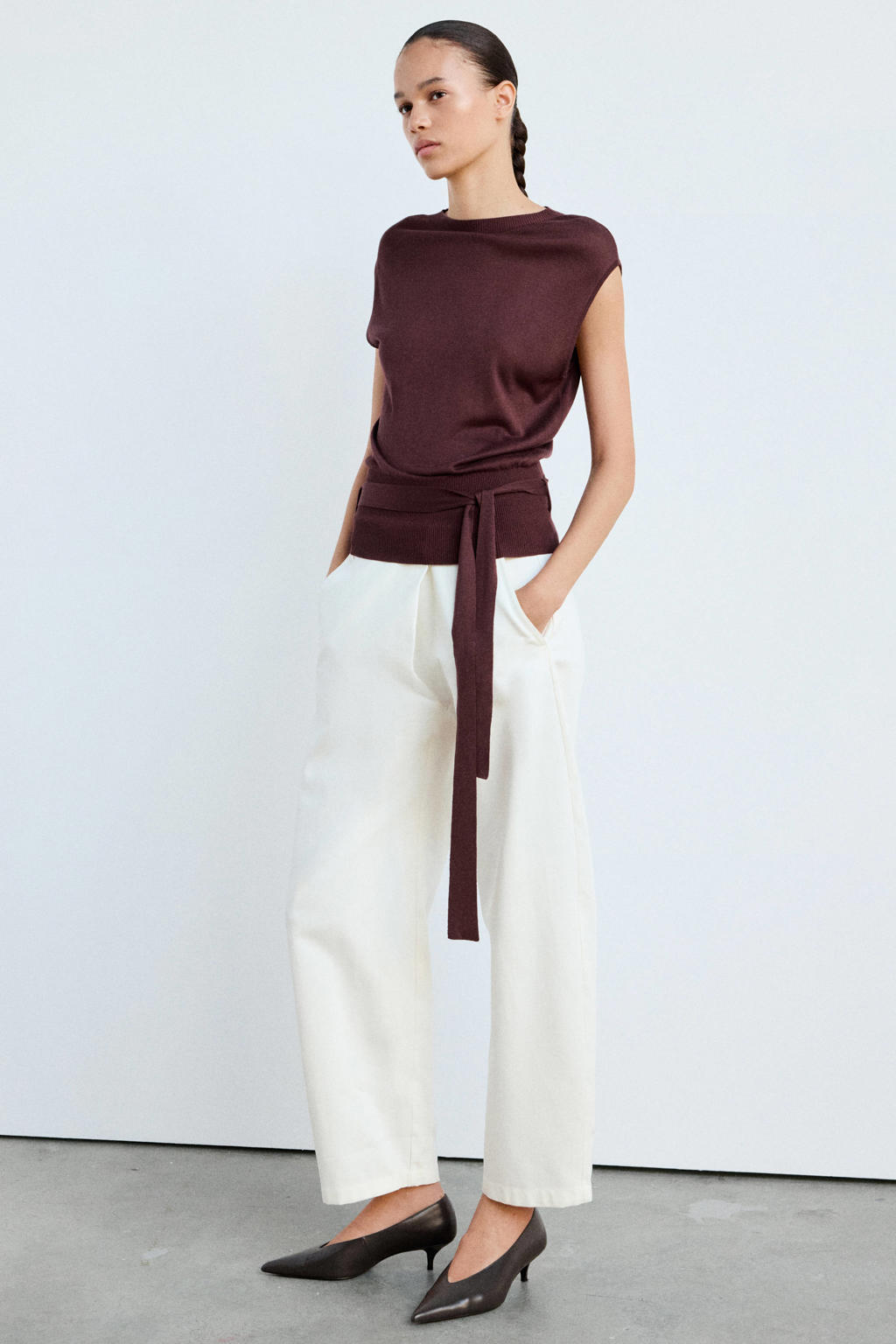 Donkerrode dames Mango gebreide top van viscose met effen, ronde hals en ceintuur