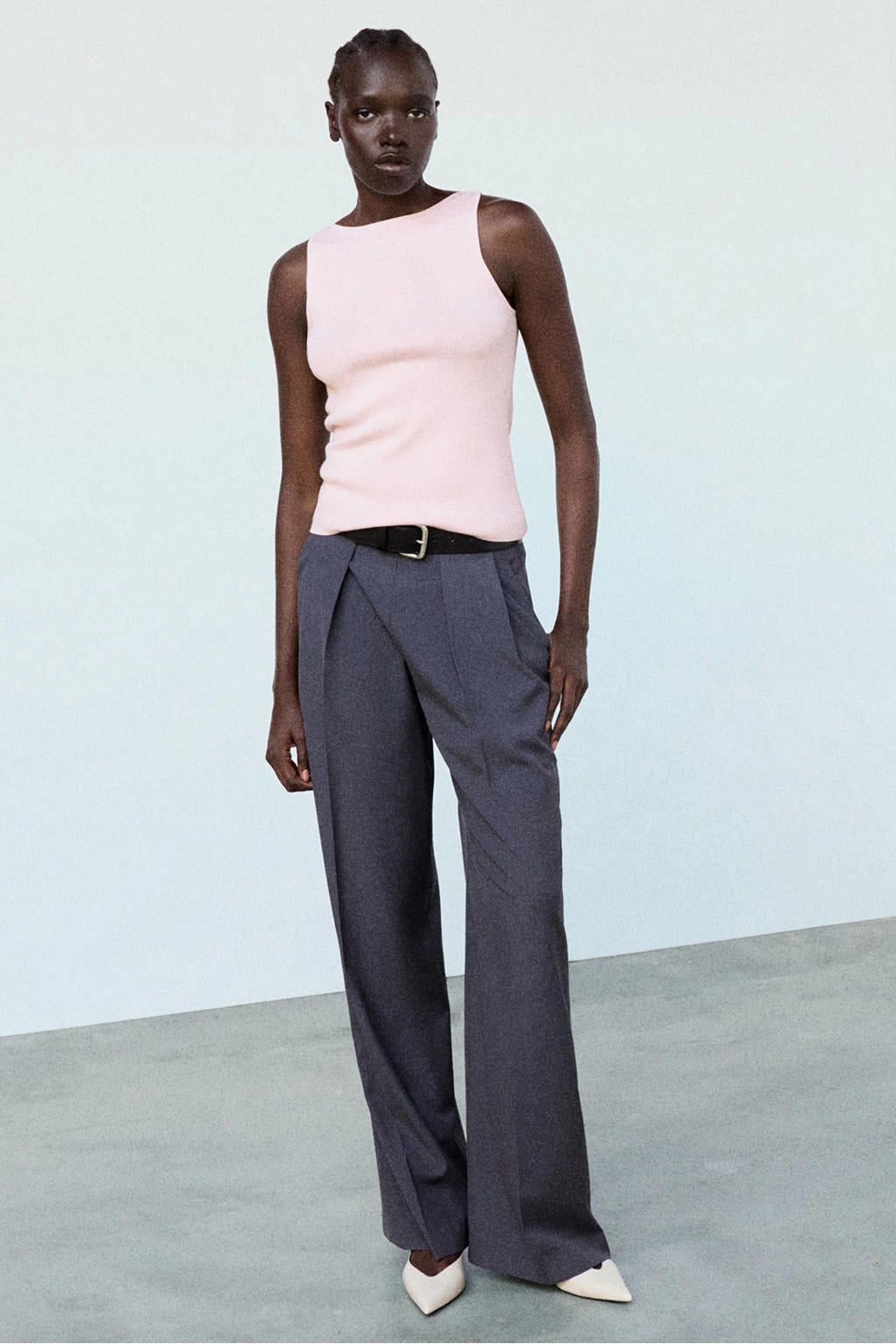 Lichtroze dames Mango top met effen en ronde hals