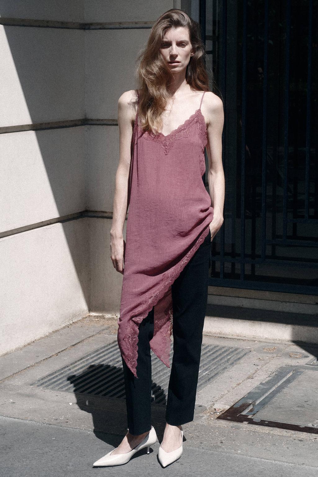 Oudroze dames Mango top van viscose met effen en V-hals