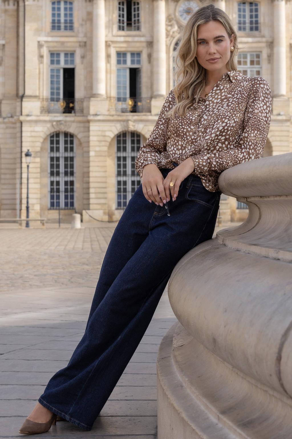 Bruine dames Elvira Collections blouse van viscose met lange mouwen, klassieke kraag en knoopsluiting