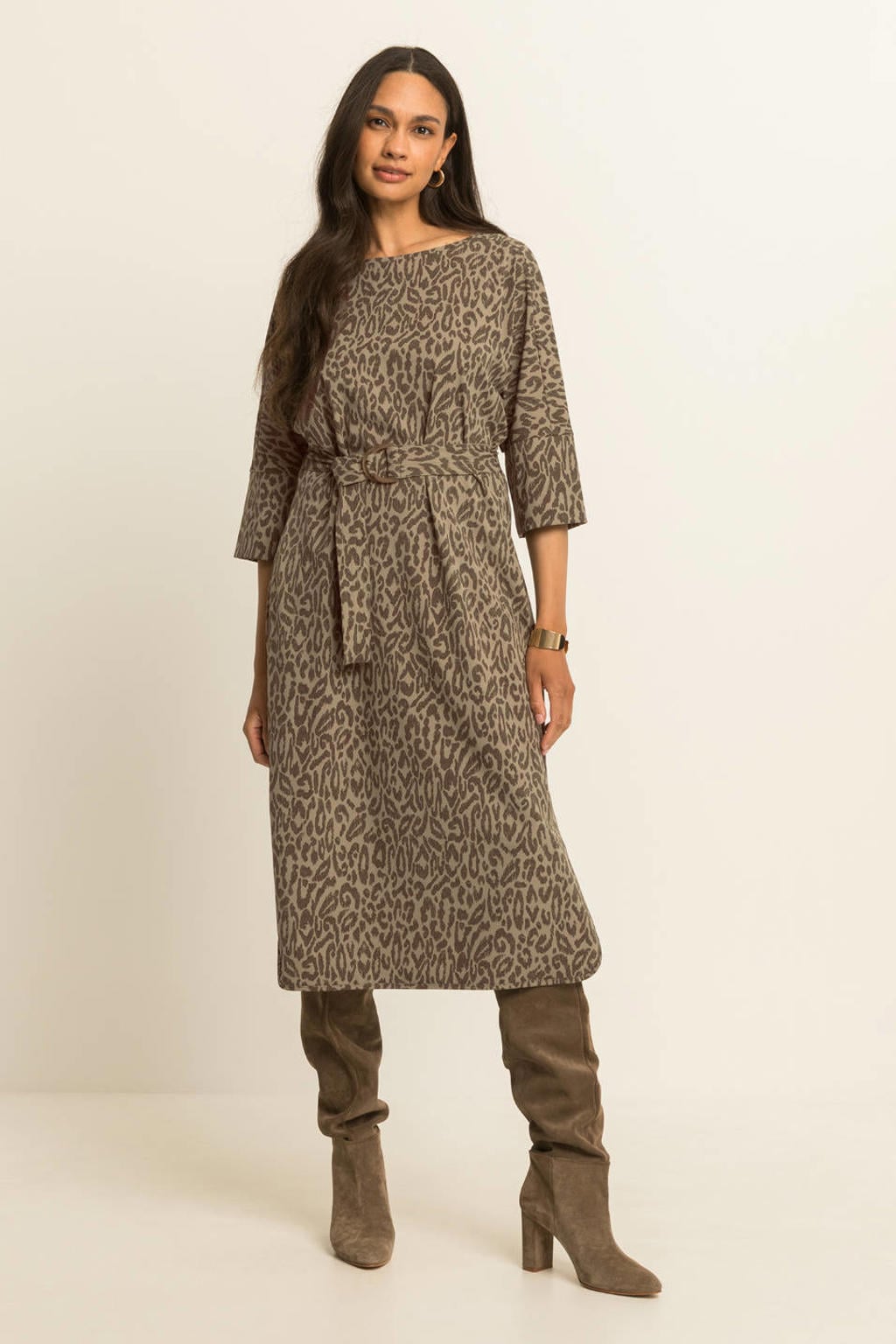 Bruine dames Expresso travelstof midi jurk met panterprint, driekwart mouwen en boothals