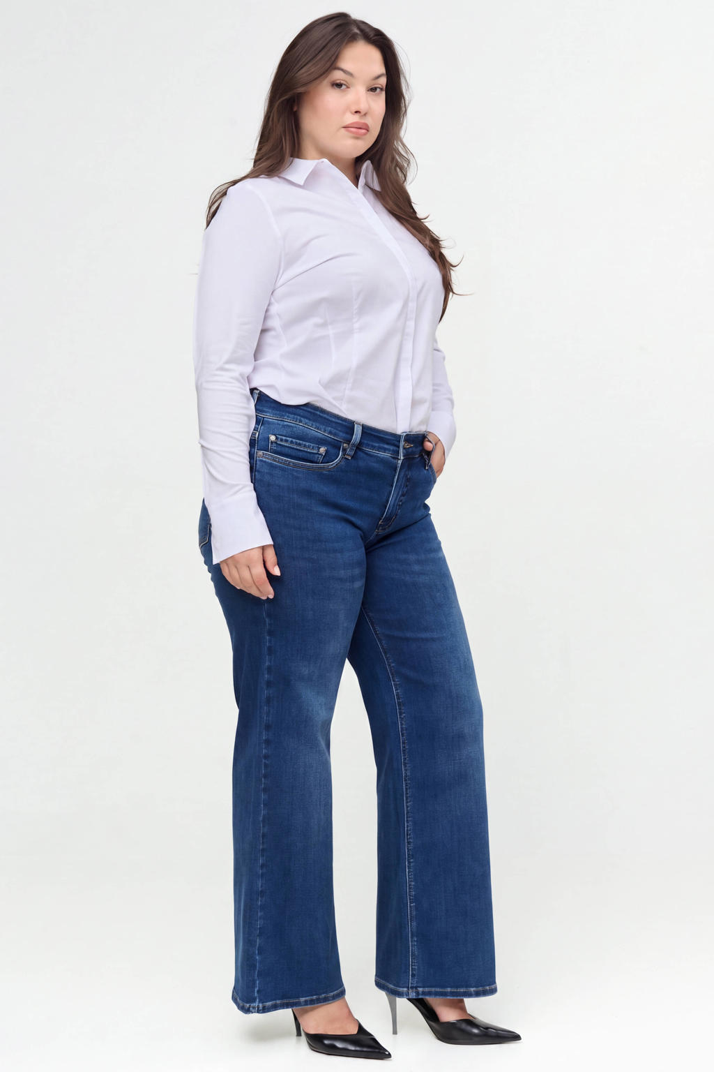 Medium blue denim dames Fox Factor Plus Size wide leg jeans medium van denim met rits- en knoopsluiting en effen