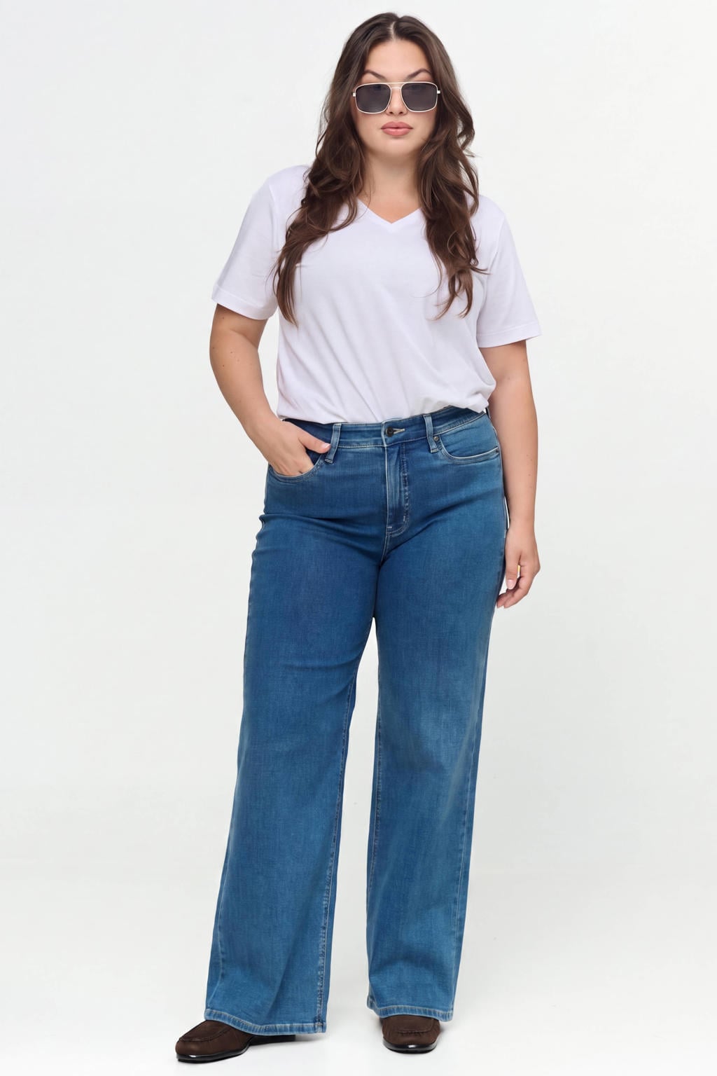 Medium blue denim dames Fox Factor Plus Size wide leg jeans mediumblauw van denim met high waist, rits- en knoopsluiting en effen