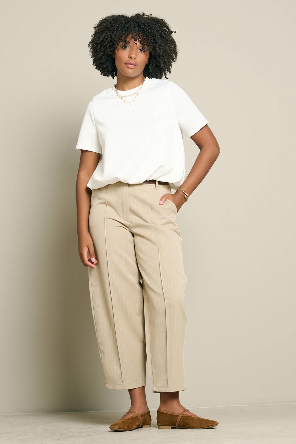 Ecru dames LOLALIZA T-shirt van polyester met effen, driekwart mouwen en ronde hals