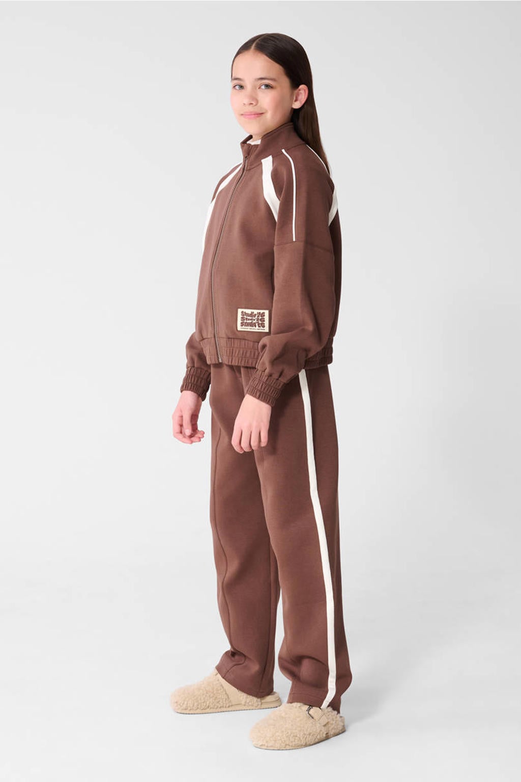 Bruine meisjes Shoeby casual broek van katoen met high waist, elastische tailleband en effen