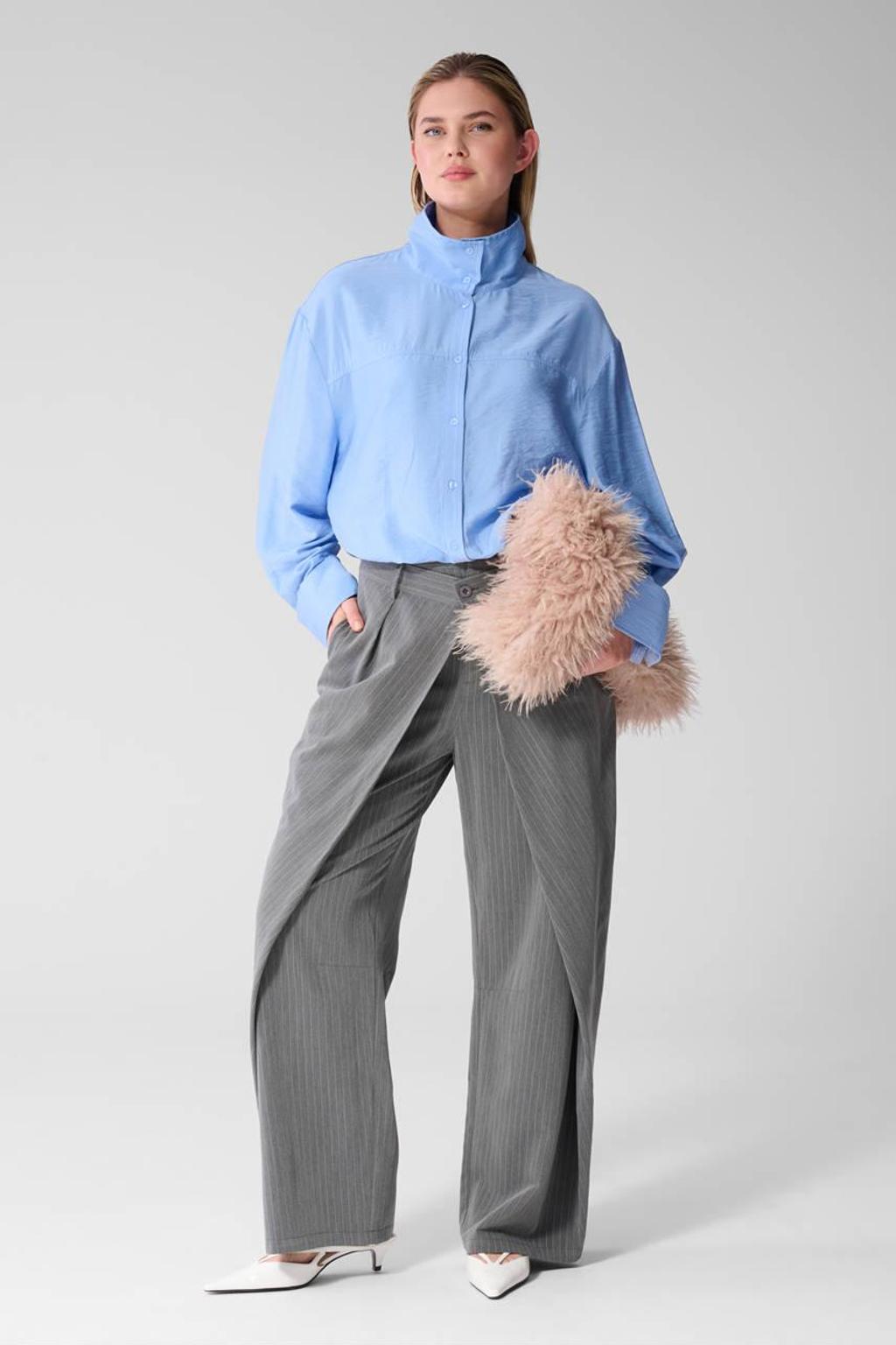 Grijze dames Shoeby barrel broek en plooien van polyester met high waist, rits- en knoopsluiting en krijtstreepprint