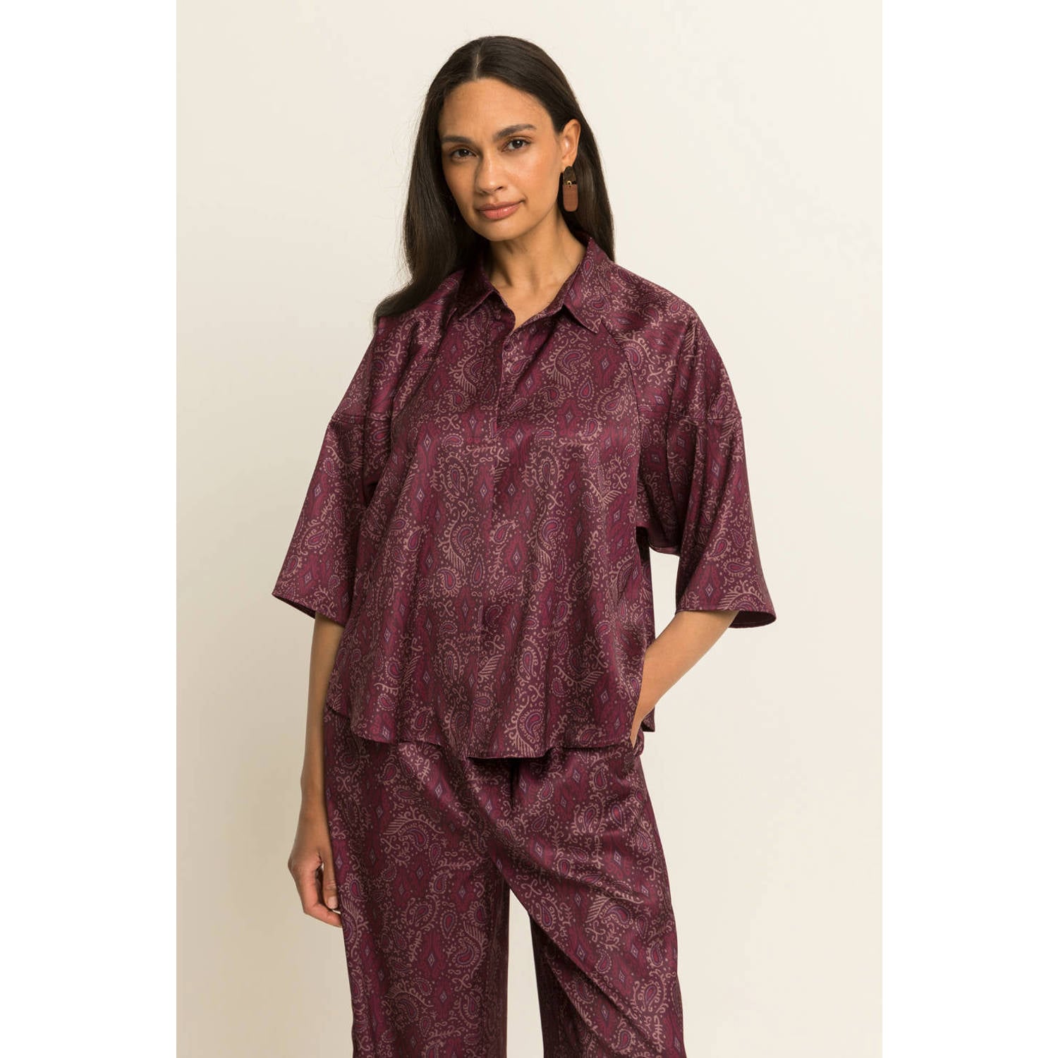 Expresso top met paisley donkerrood