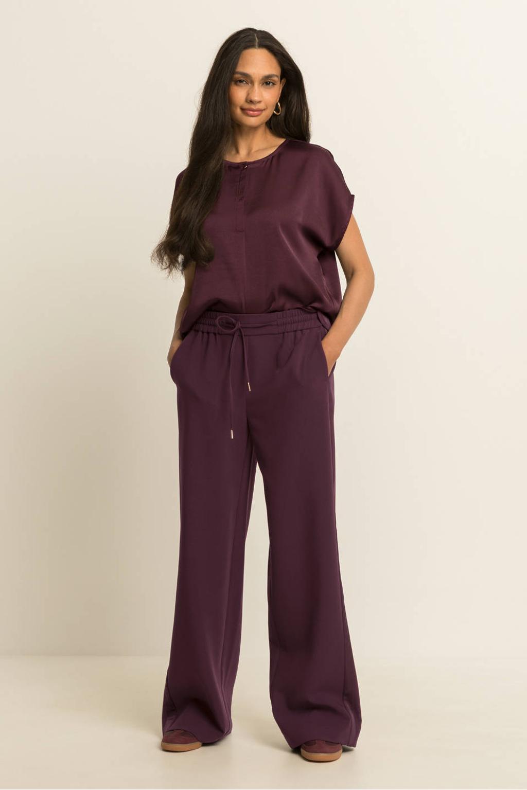 Roodbruine dames Expresso satijnen blousetop bruin met effen, korte mouwen en ronde hals