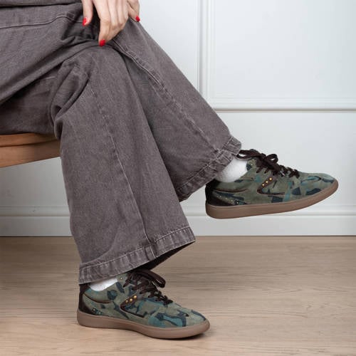 Poelman Skye leren sneakers met studs en print groen