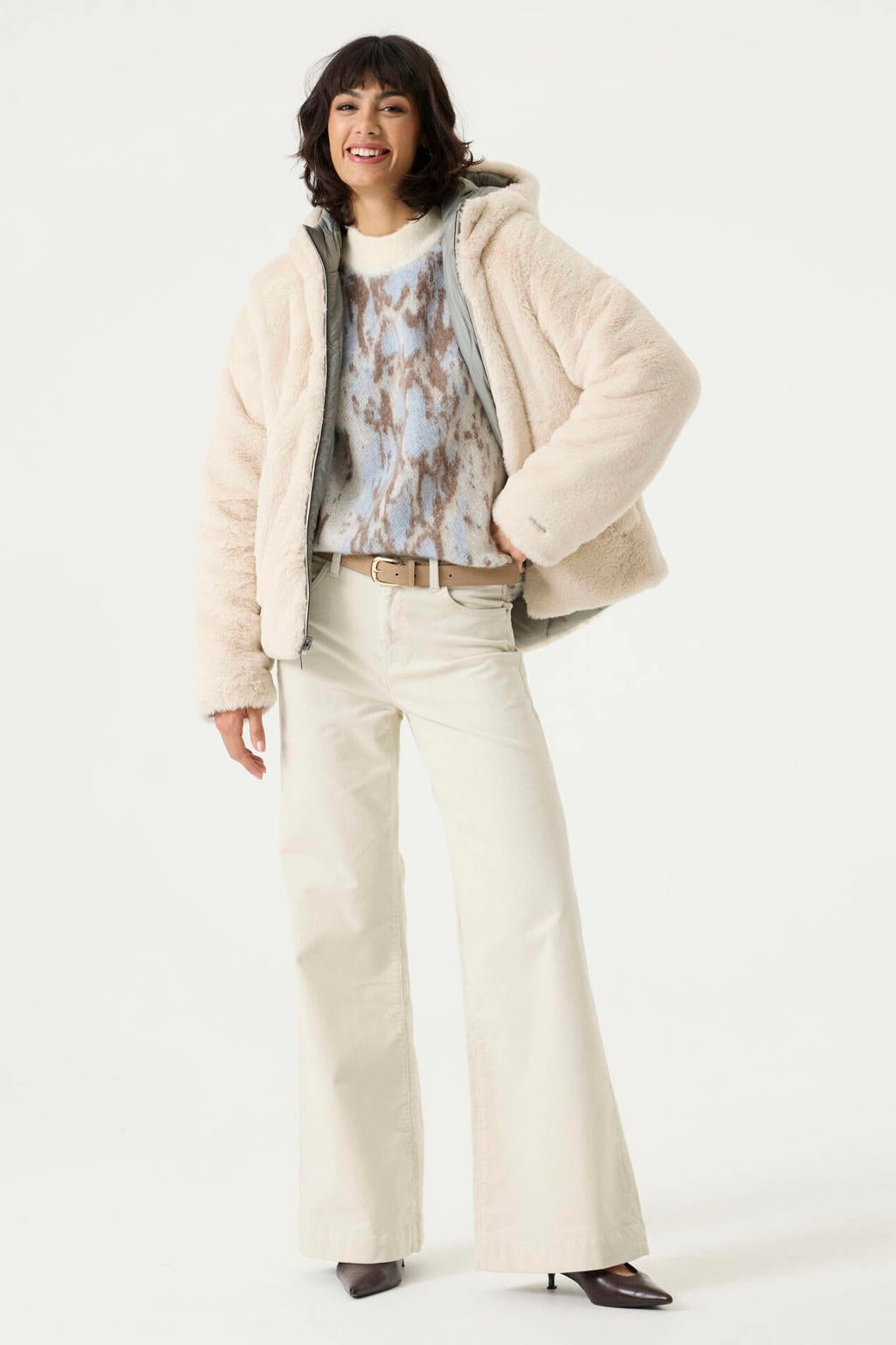 Ecru dames Garcia winterjas van polyester met effen, lange mouwen, capuchon, knoopsluiting en reversible detail