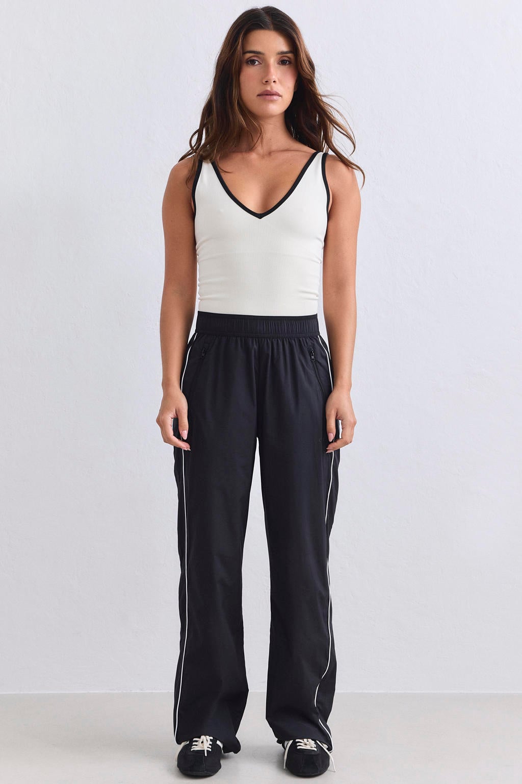 Zwarte dames Aim'n trainingsbroek van polyester met loose fit en regular waist