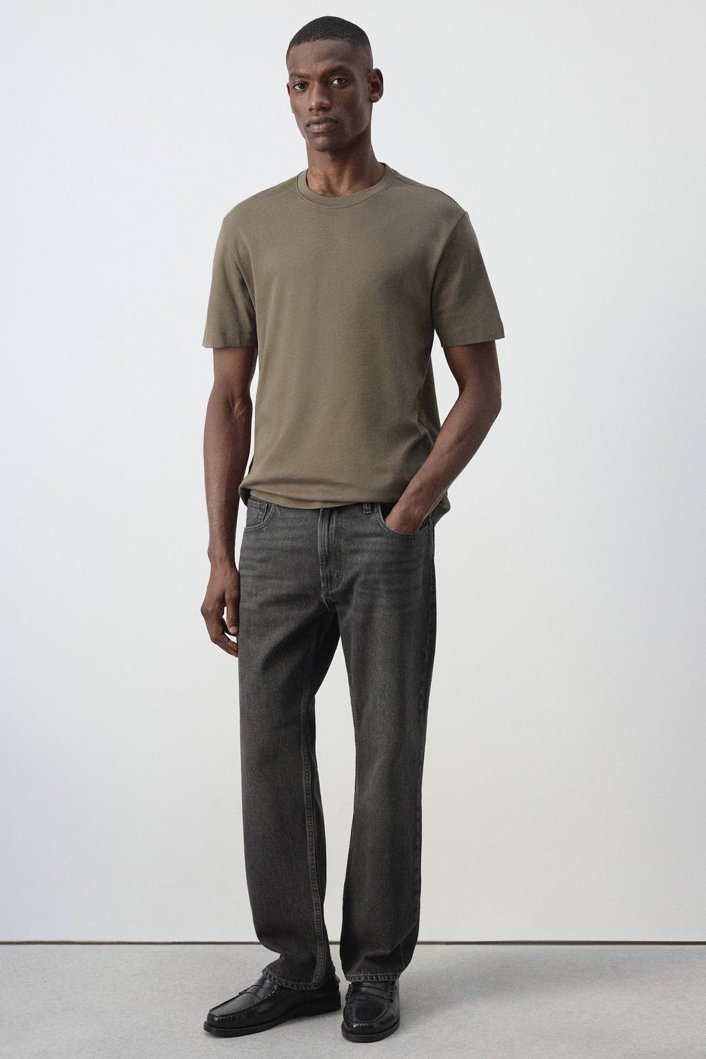 Bruine heren Mango Man regular fit T-shirt van katoen met effen, korte mouwen en ronde hals