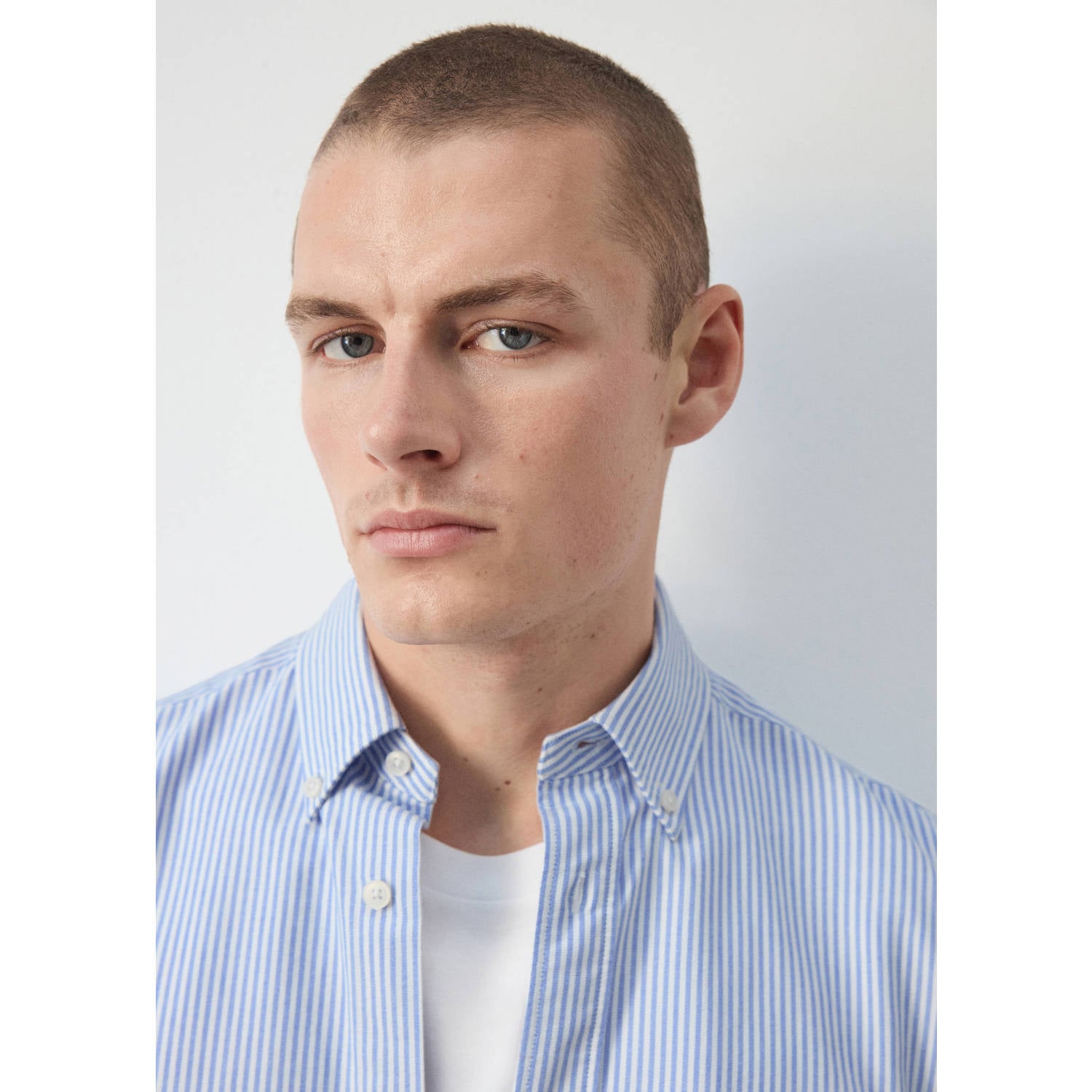 Mango Man regular fit casual overhemd met krijtstreep marine