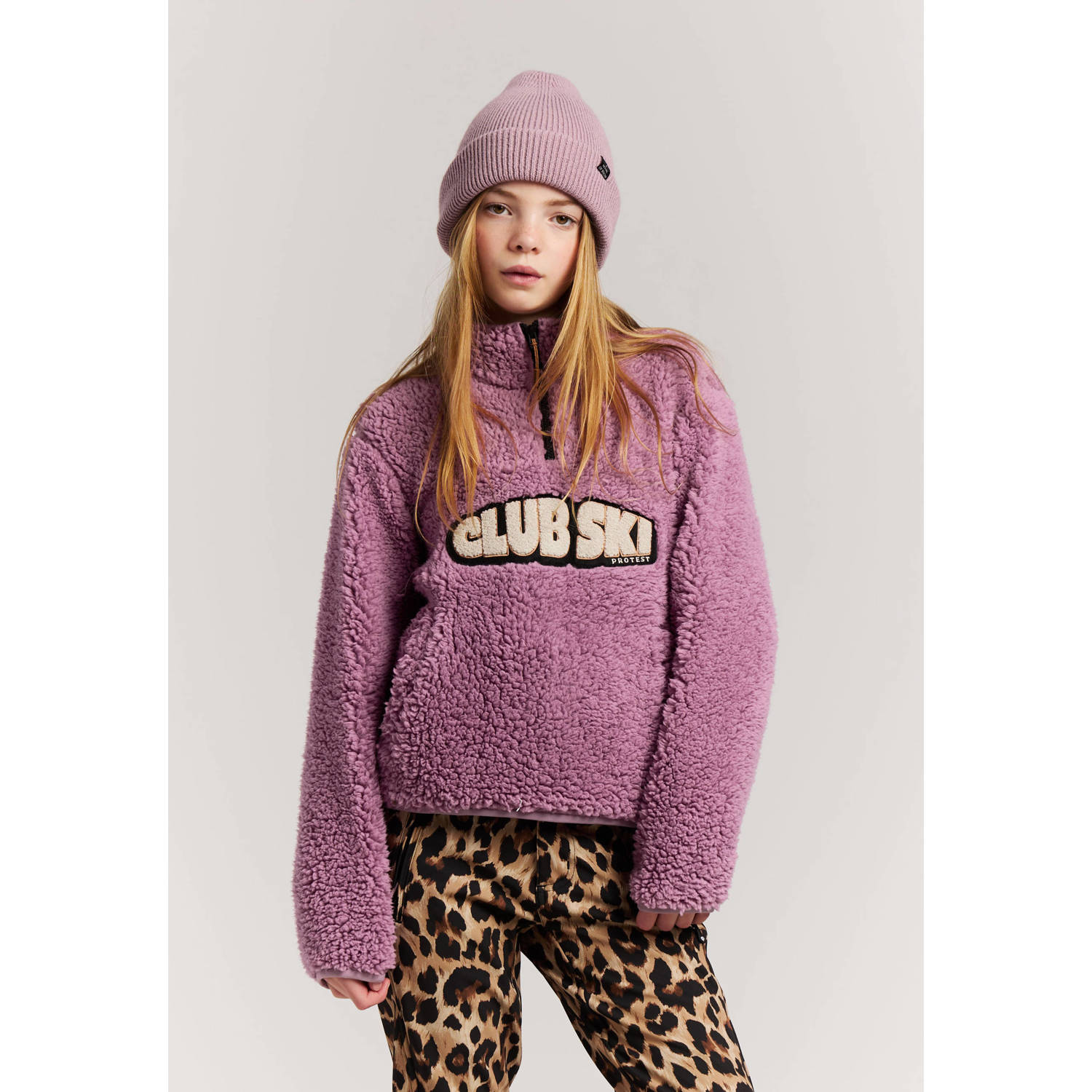 Protest rechtvallende teddy sweater met tekst lila