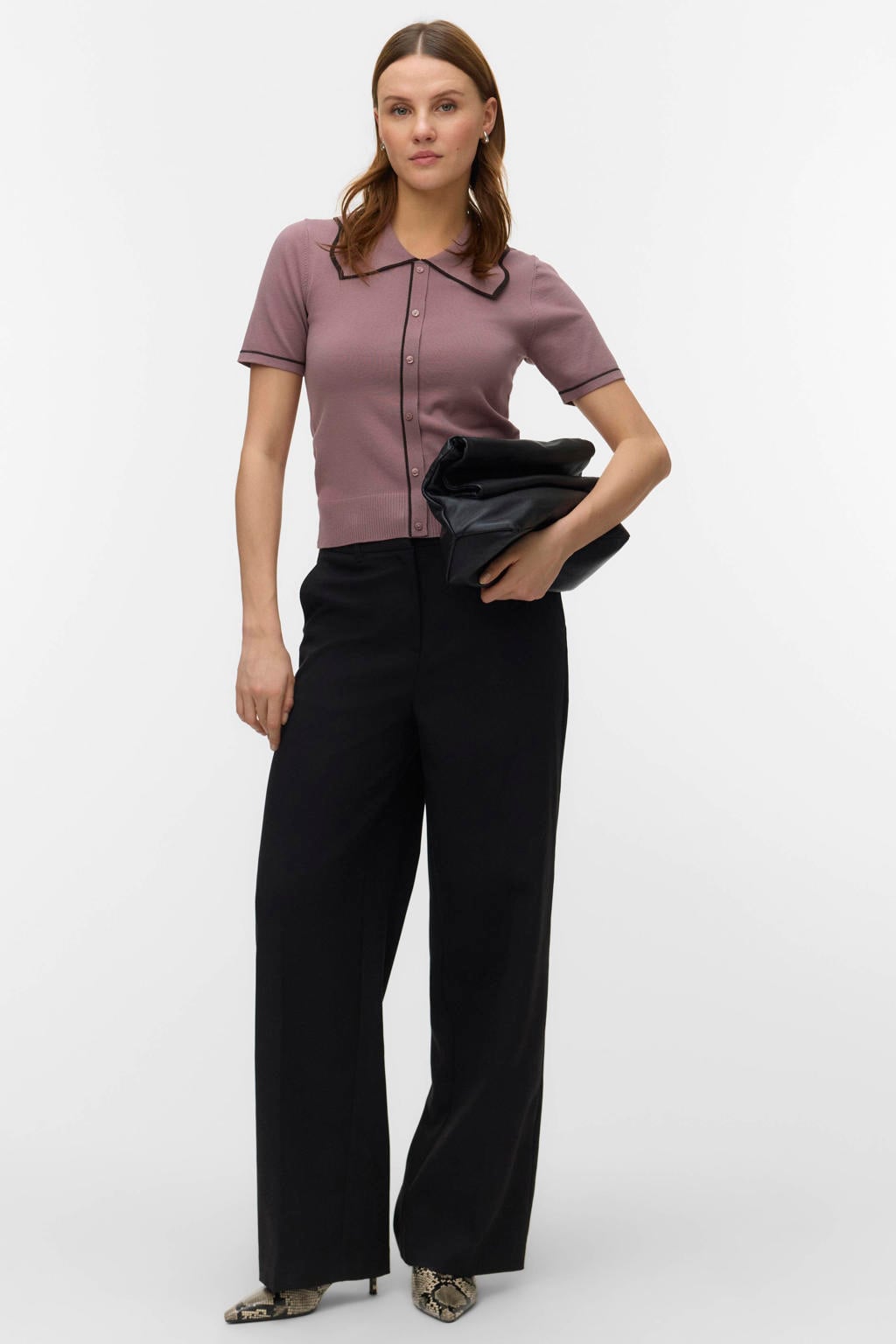 Oudroze dames AWARE top van viscose met effen, korte mouwen, polo kraag en contrast bies