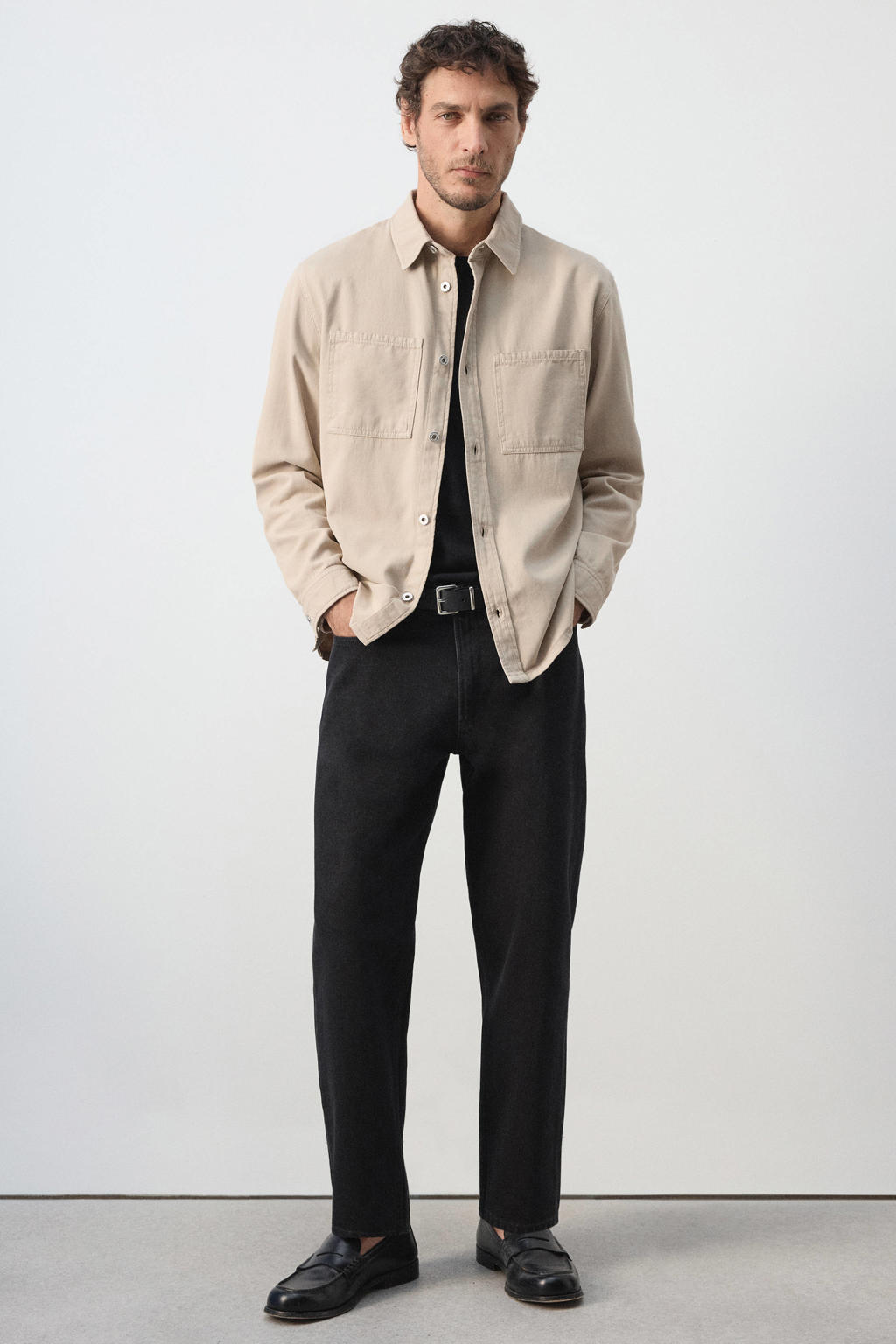 Beige heren Mango Man regular fit overshirt van denim met effen, lange mouwen en klassieke kraag