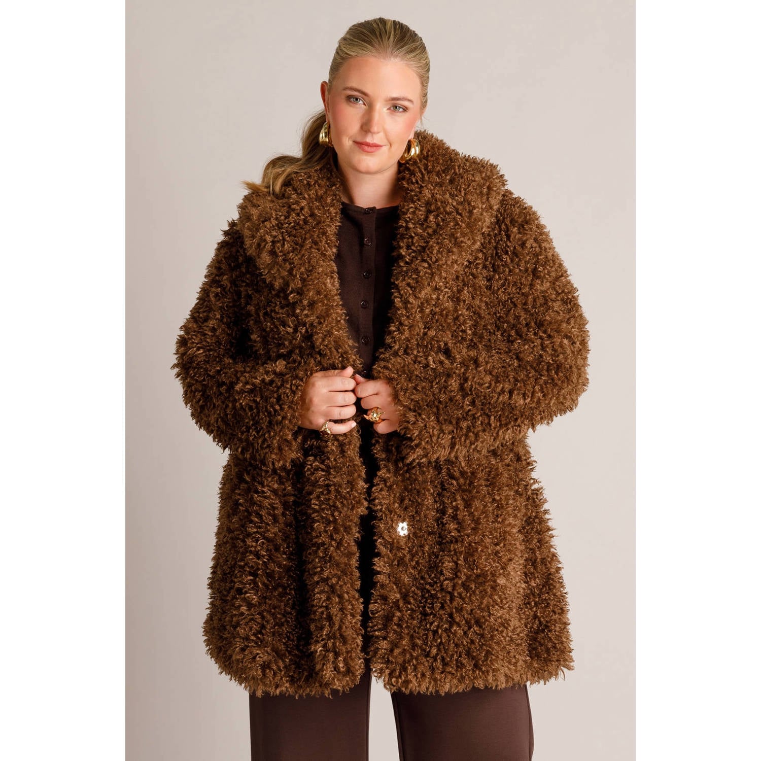Yest Curve Plus Size teddy winterjas bruin