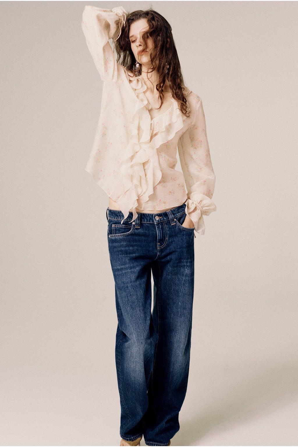 Lichtroze dames Mango gebloemde blouse van lyocell met lange mouwen, V-hals, knoopsluiting en strikje