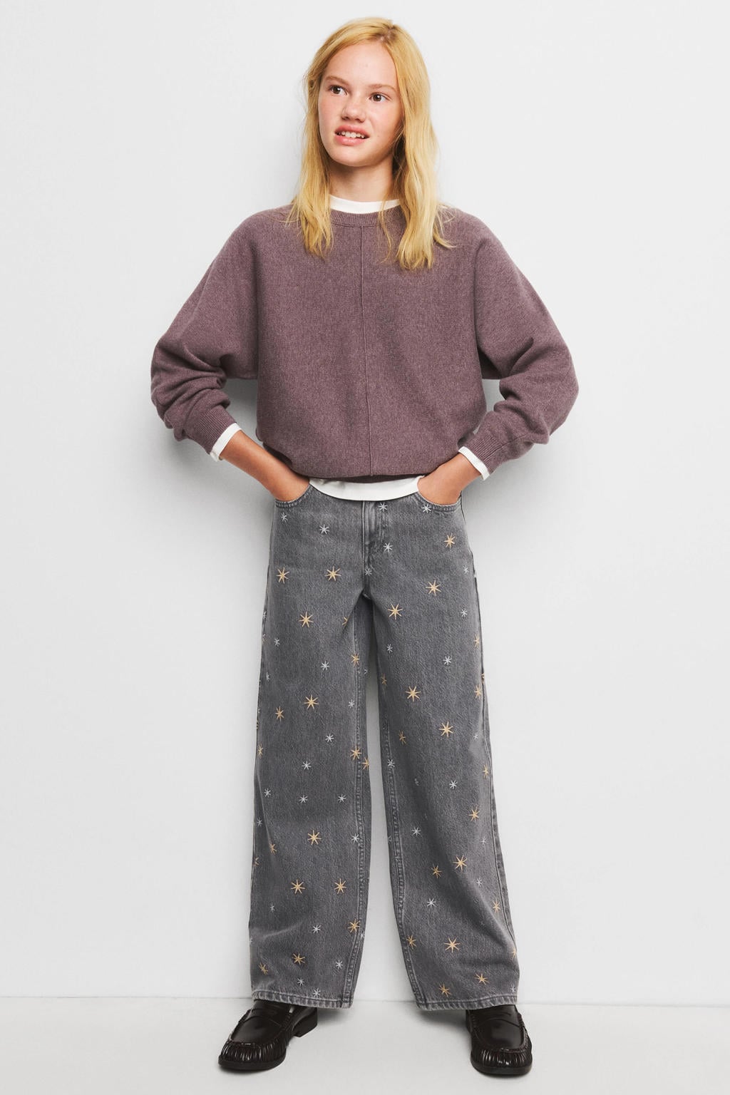 Grey denim meisjes Mango Kids wide leg jeans van stretchdenim met rits- en knoopsluiting en sterrenprint