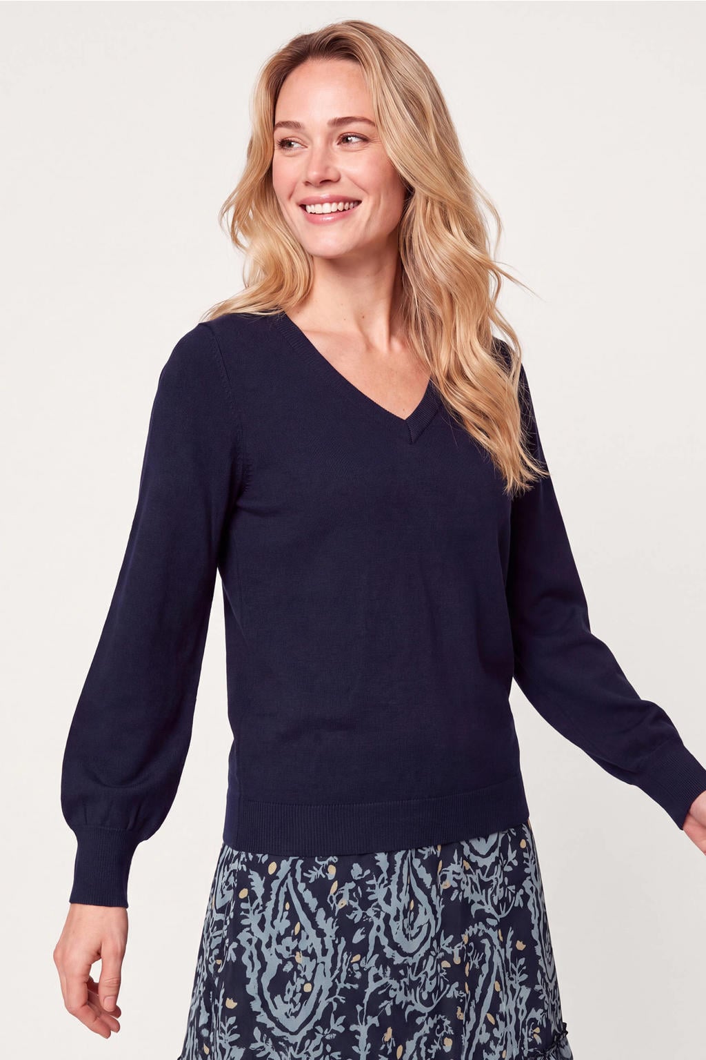 Donkerblauwe dames Miss Etam rechtvallende gebreide trui van viscose met effen, lange mouwen en V-hals