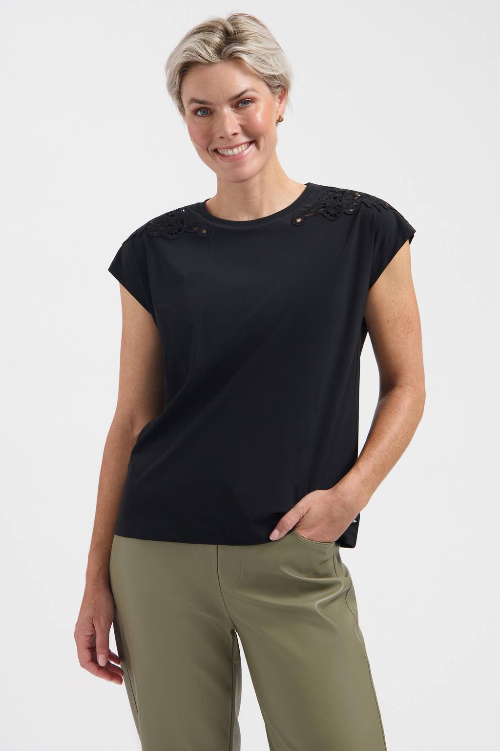 Zwarte dames Lady Day travelstof top met effen, korte mouwen en V-hals