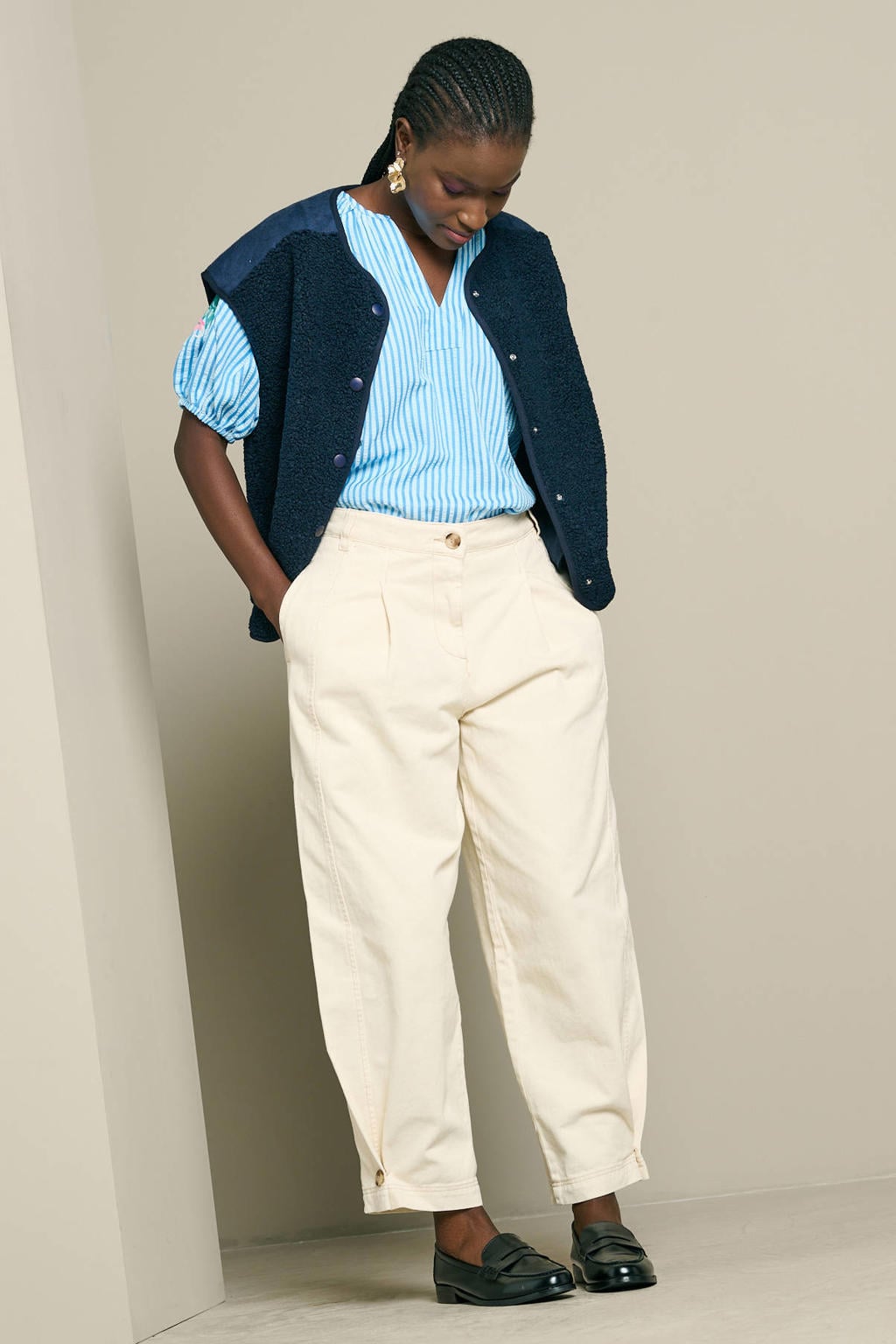 Blauwe dames LOLALIZA gilet van polyester met effen, ronde hals en knoopsluiting