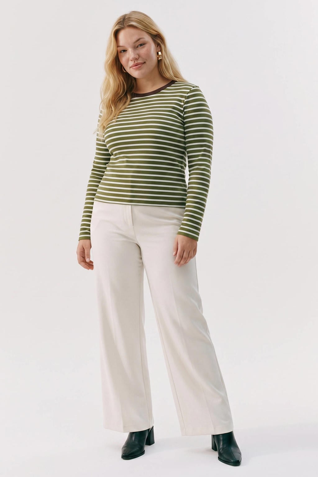 VERO MODA Curve x Wehkamp Plus Size gestreepte top - groen/bruin