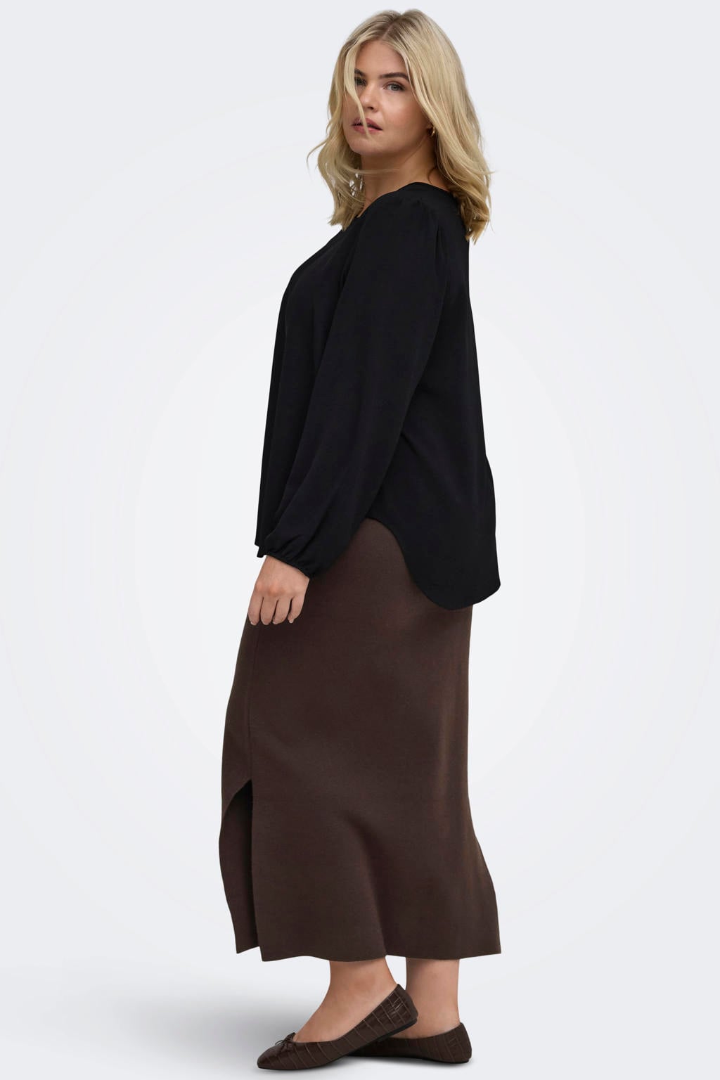ONLY CARMAKOMA Plus Size gebreide midi rok - bruin