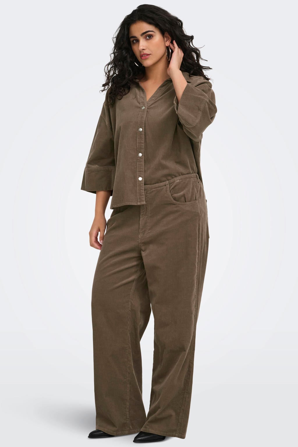 Bruine dames ONLY CARMAKOMA Carnessa 3 4 Cord Shirt Cc Pnt Plus Size blouse van katoen met effen, driekwart mouwen, klassieke kraag, knoopsluiting en textuur