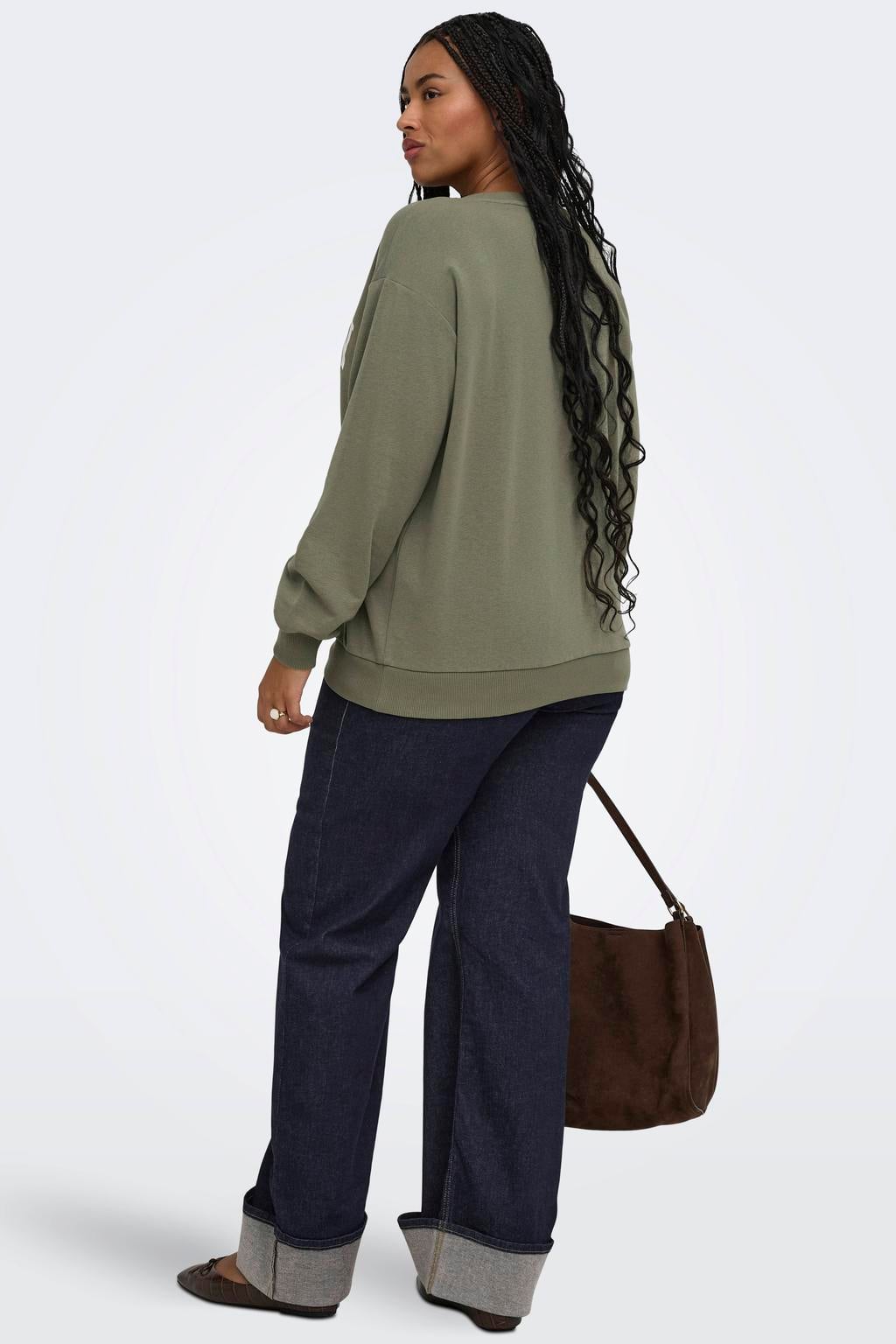 Donkergroene dames ONLY CARMAKOMA Caramelia Ls O-Neck Sweat Jrs Plus Size sweater met printopdruk en lange mouwen