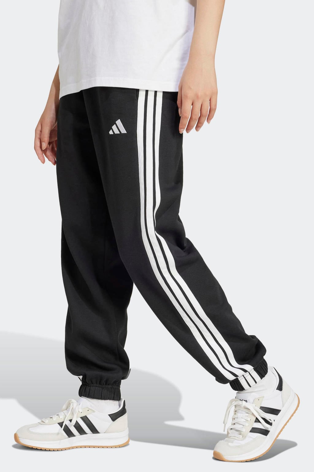 Zwart en witte dames adidas Sportswear joggingbroek van katoen met slim fit, regular waist en effen