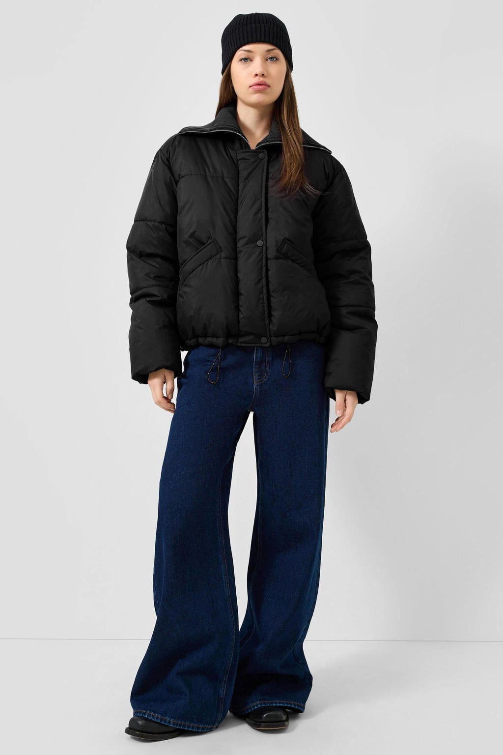 Zwarte dames QS winterjas van polyester met effen, lange mouwen, opstaande kraag, rits- en drukknoopsluiting en tunnelkoord
