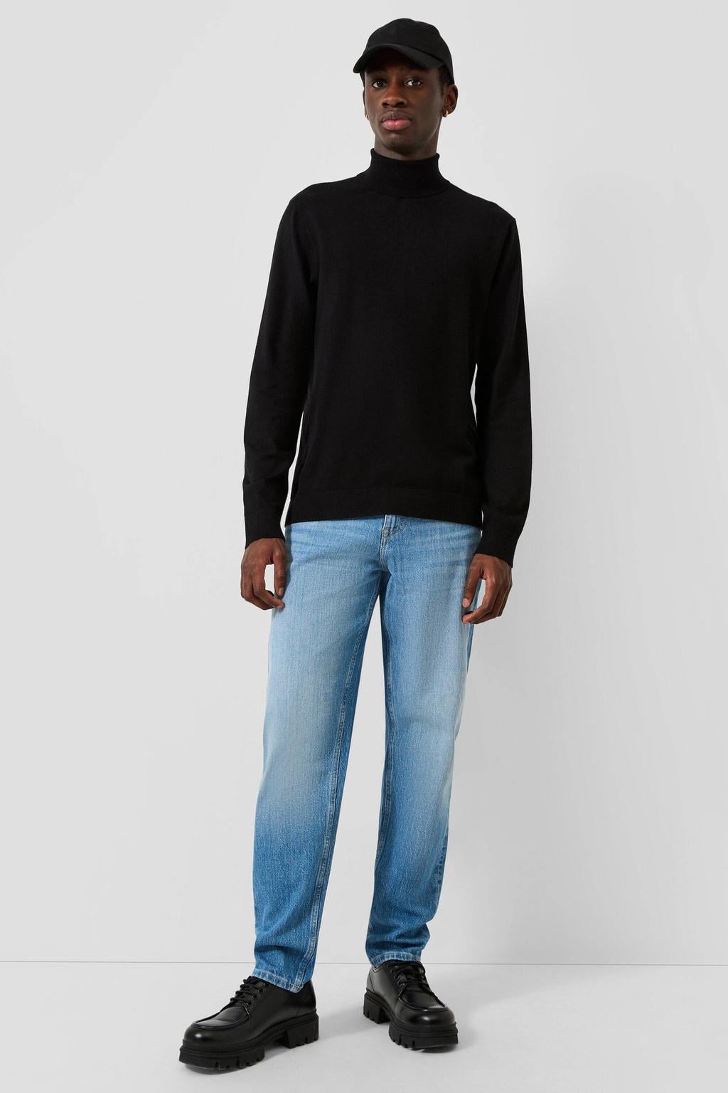 QS slim fit coltrui - zwart