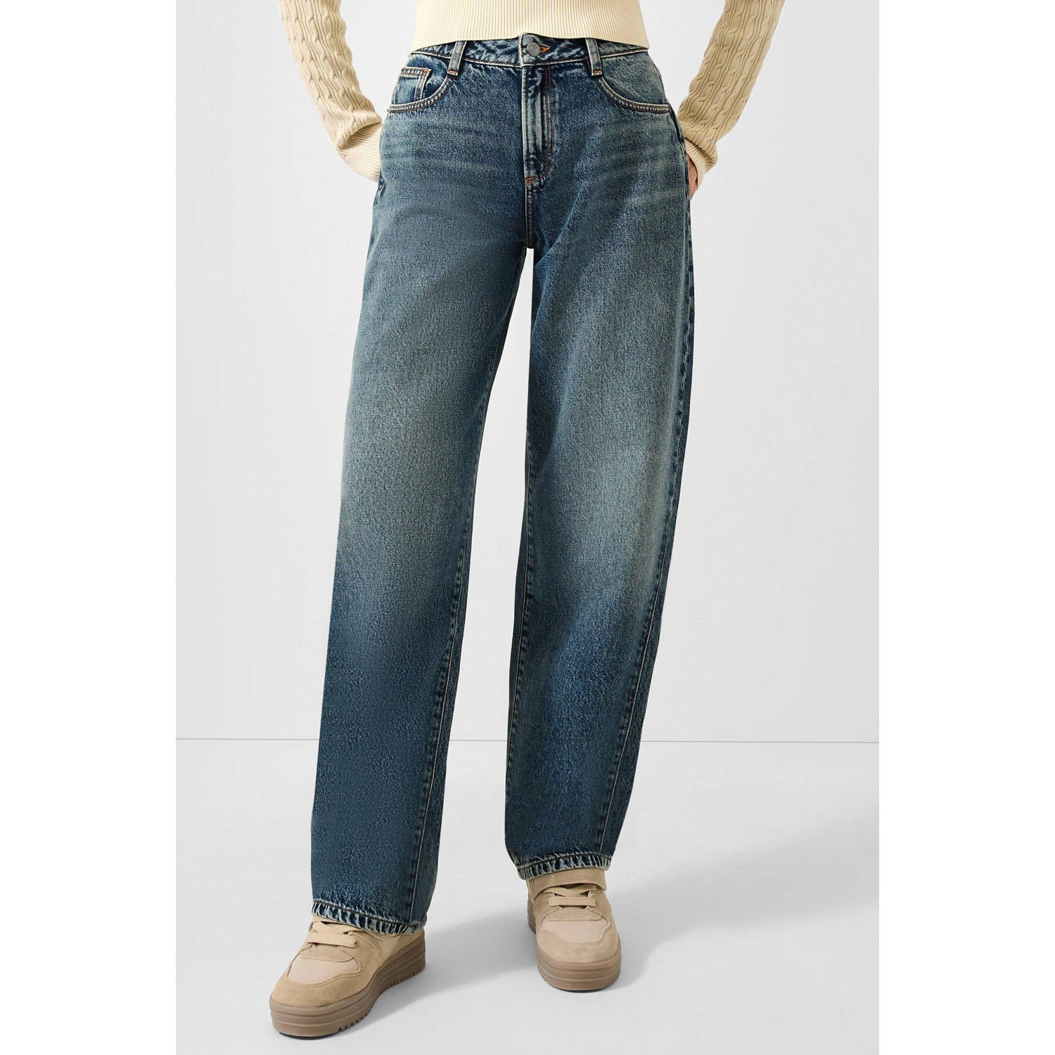 QS barrel jean medium