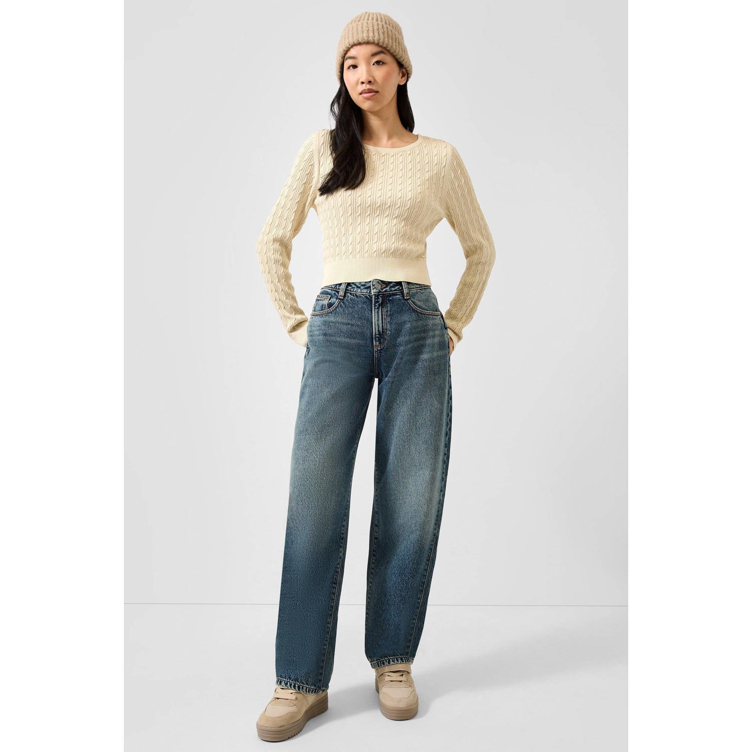 QS barrel jean medium