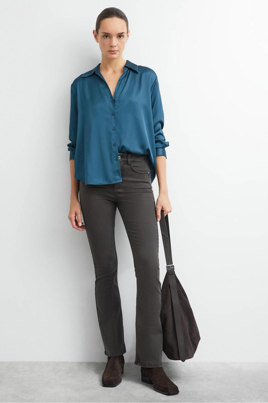 Blauwe dames comma van viscose met effen, lange mouwen, klassieke kraag en knoopsluiting