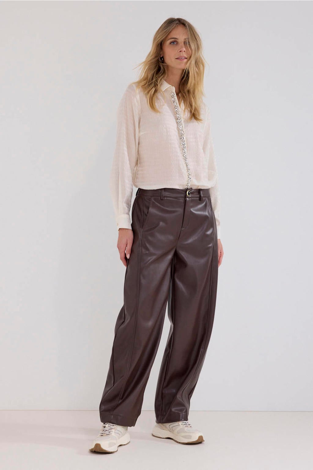Bruine dames Tramontana imitatieleren straight leg broek met rits- en knoopsluiting