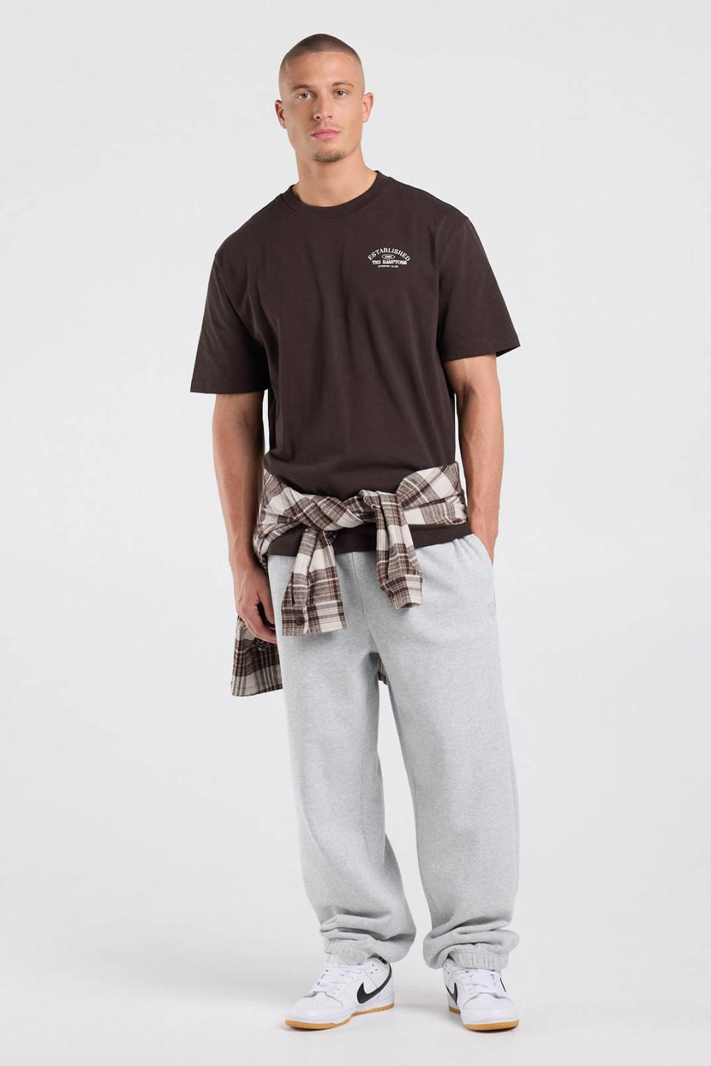 America Today relaxed fit T-shirt met backprint - bruin