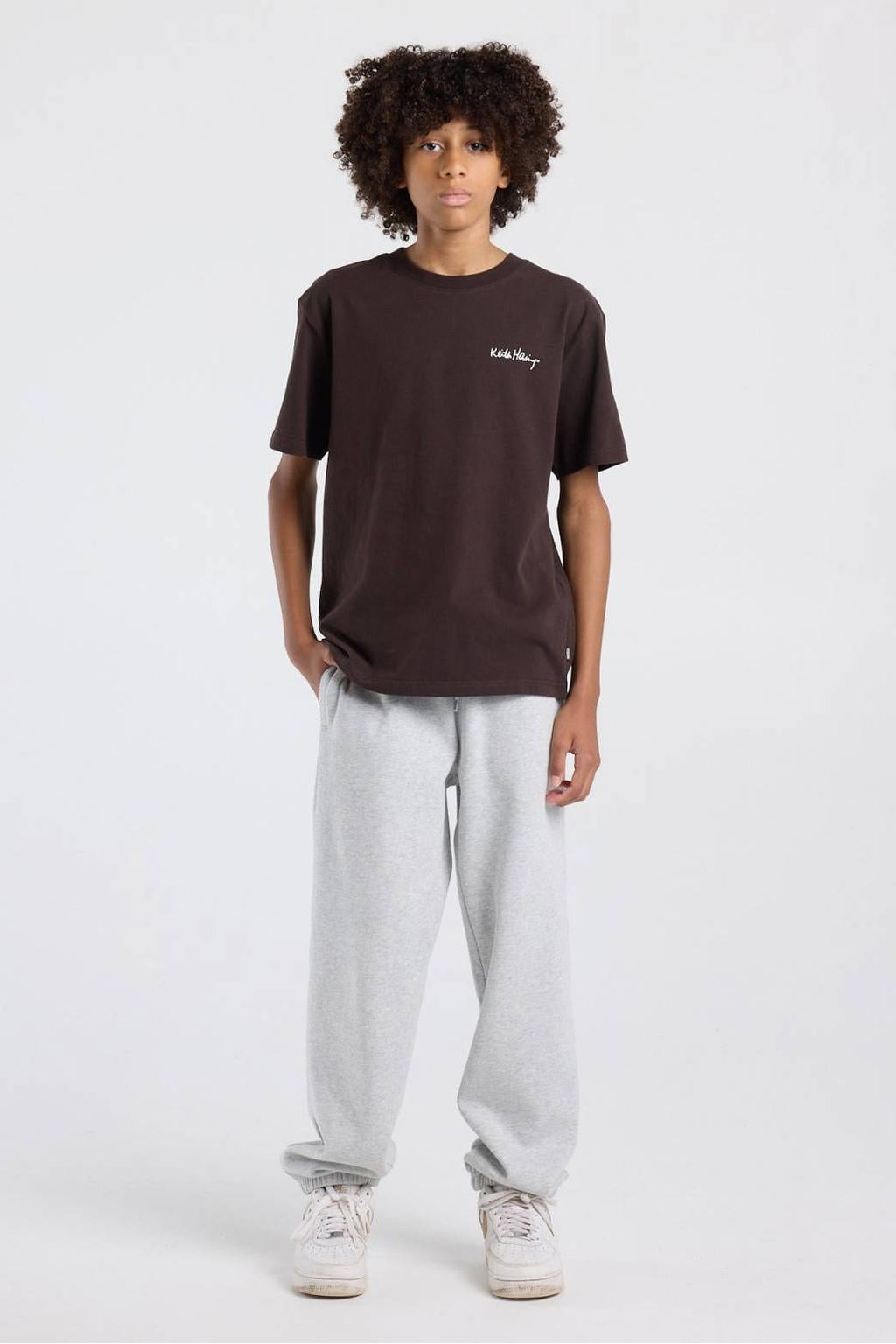 America Today T-shirt met backprint - bruin