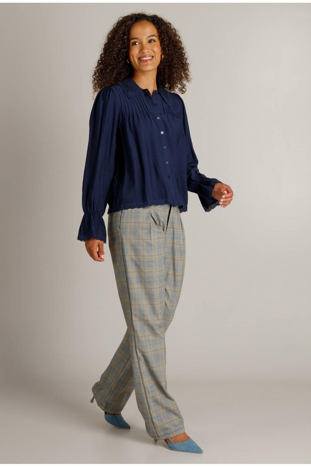 Ivy Beau blouse met broderie - donkerblauw