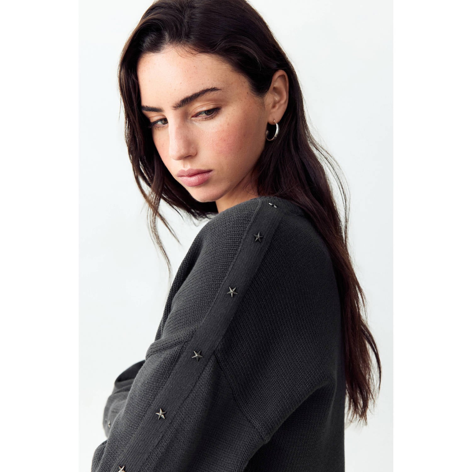 MANGO TEEN katoenen gebreide trui met studs antraciet