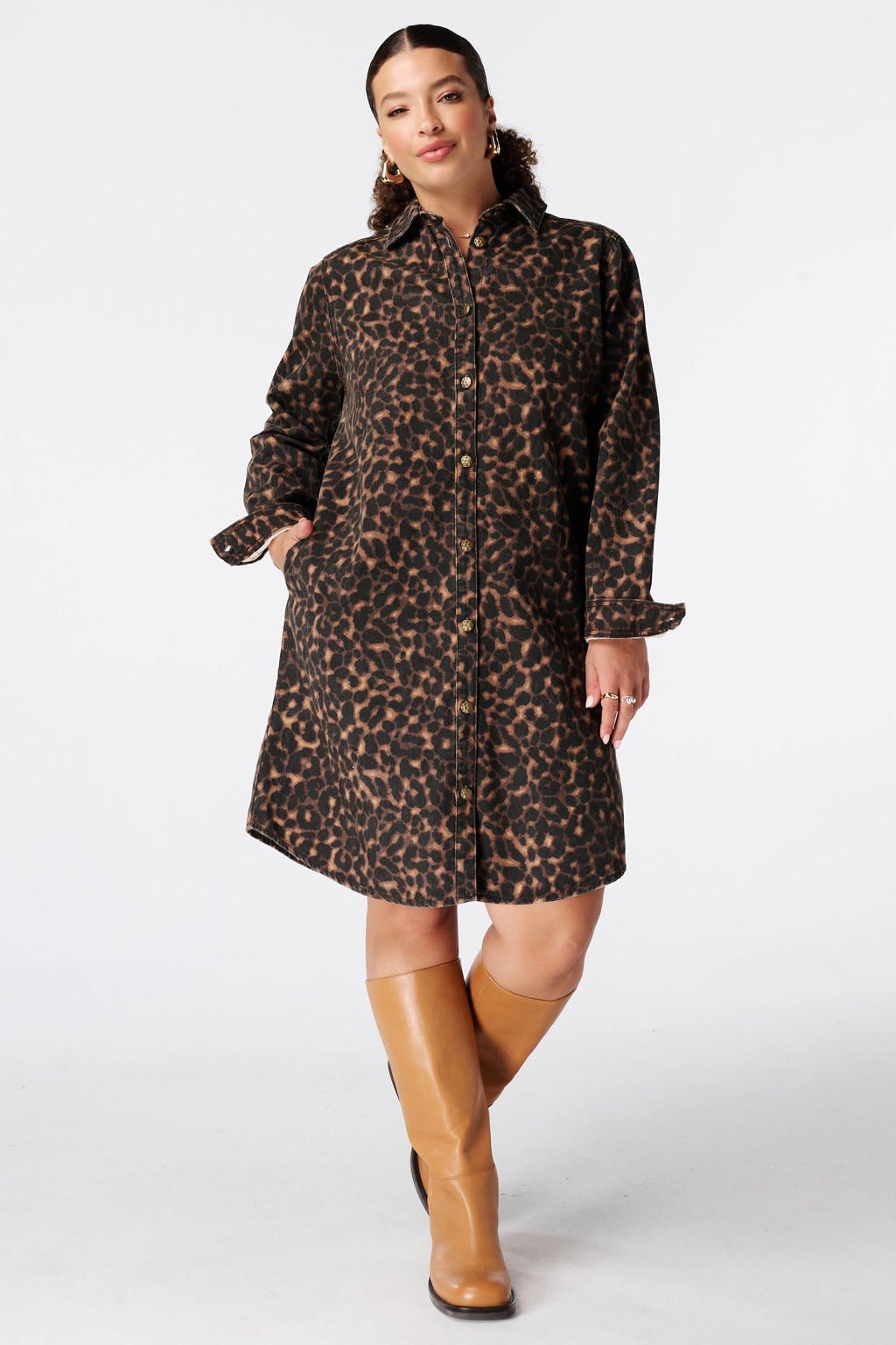 Bruin en beige dames MS Mode blousejurk Plus Size van katoen met panterprint, lange mouwen en klassieke kraag