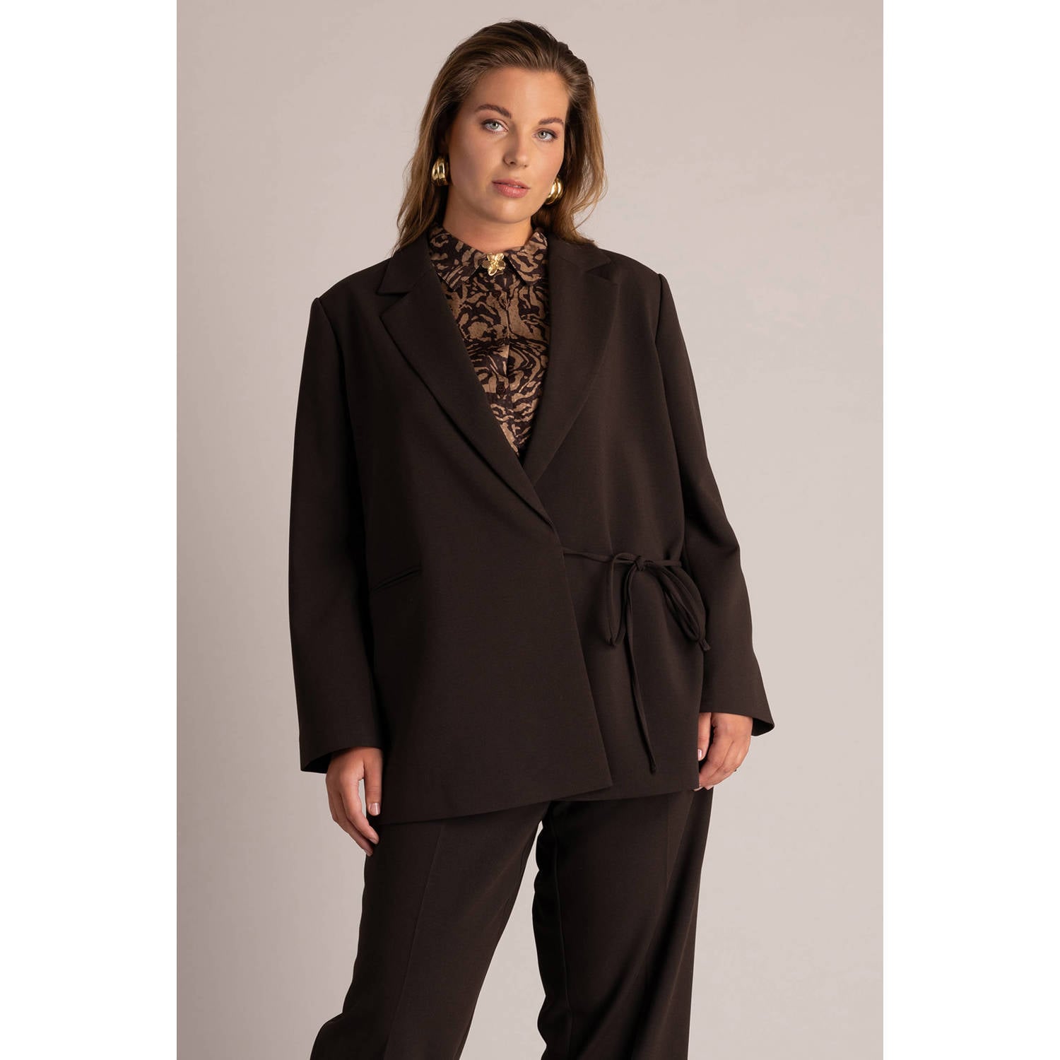 Yest Curve Plus Size oversized blazer donkerbruin