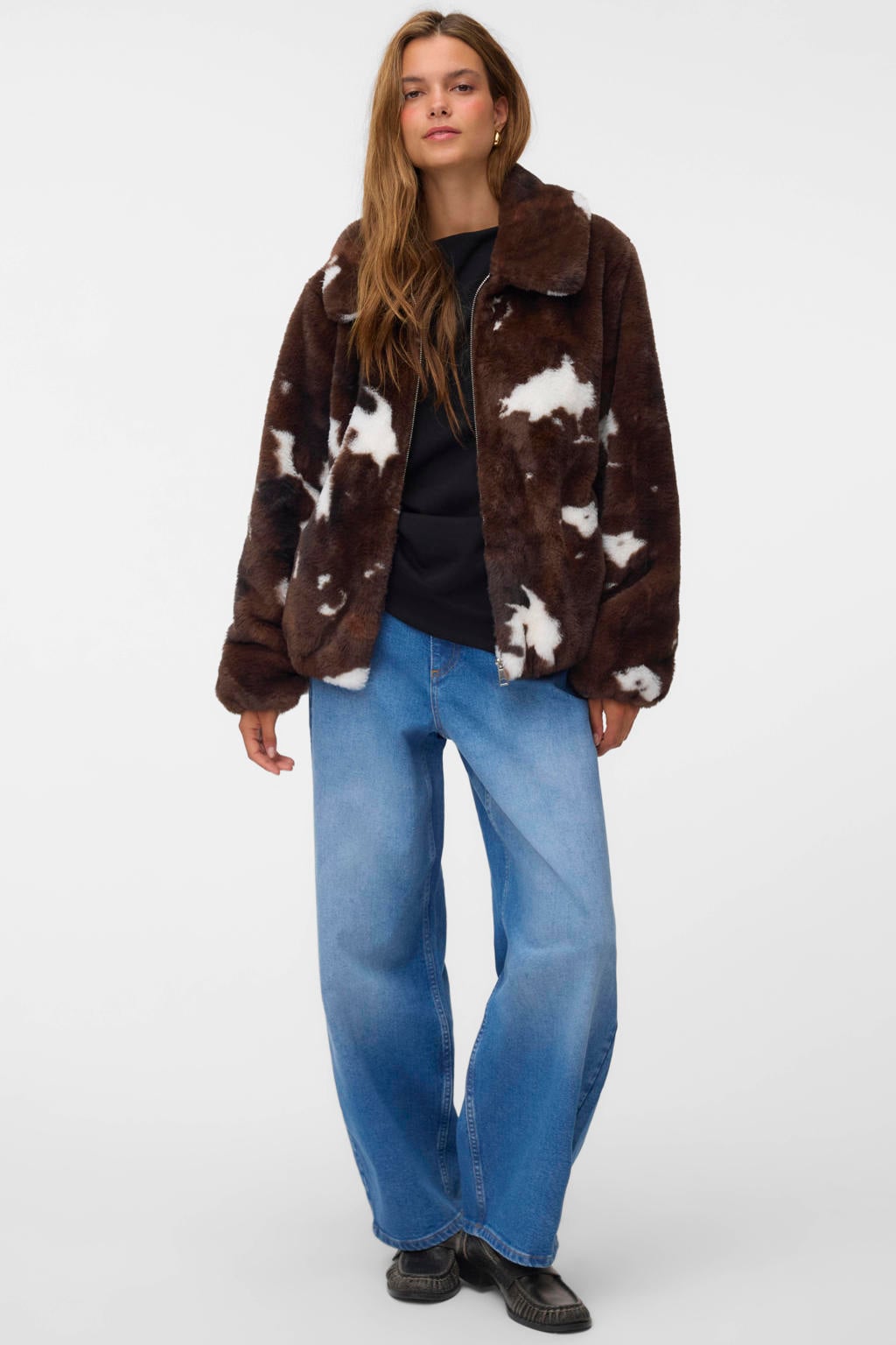 VERO MODA x Wehkamp jas met koeienprint - bruin