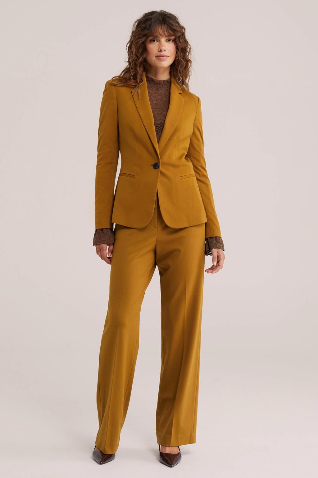 WE Fashion jersey loose fit pantalon met plooien - oker