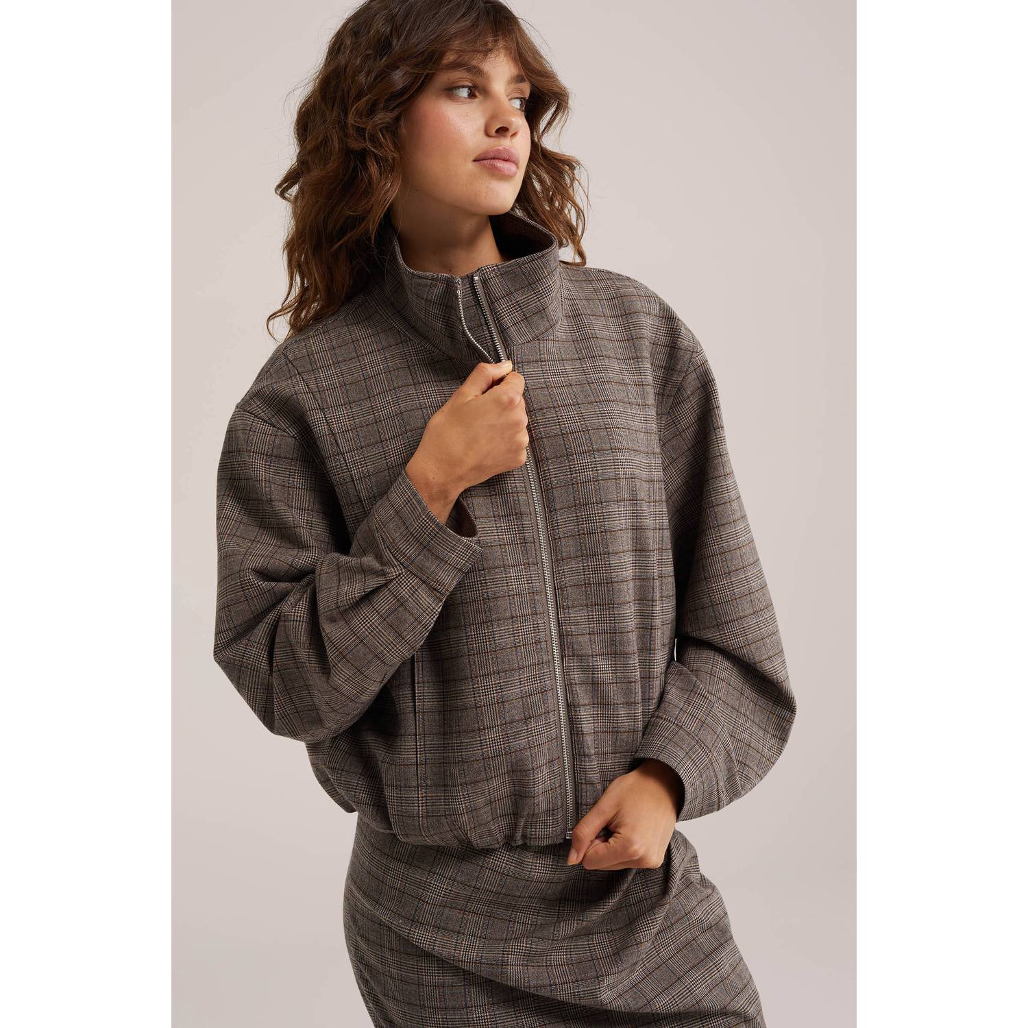 WE Fashion tussenjas bruin