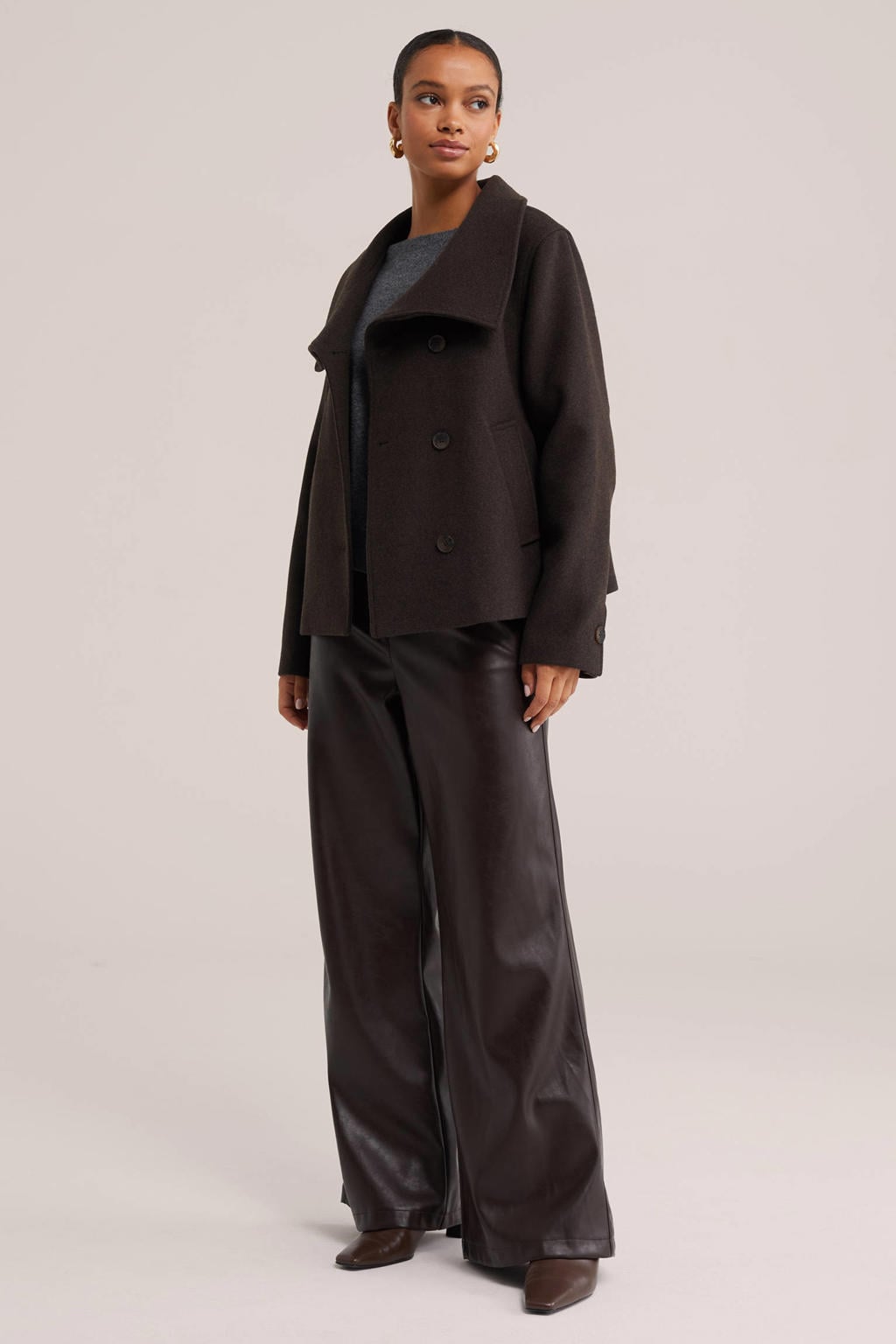Bruine dames - van polyester met effen, lange mouwen en opstaande kraag