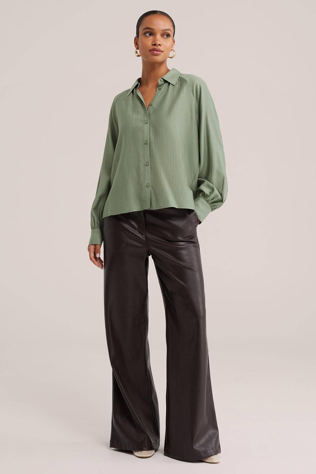 Groene dames WE Fashion blouse van viscose met effen, lange mouwen, klassieke kraag en knoopsluiting